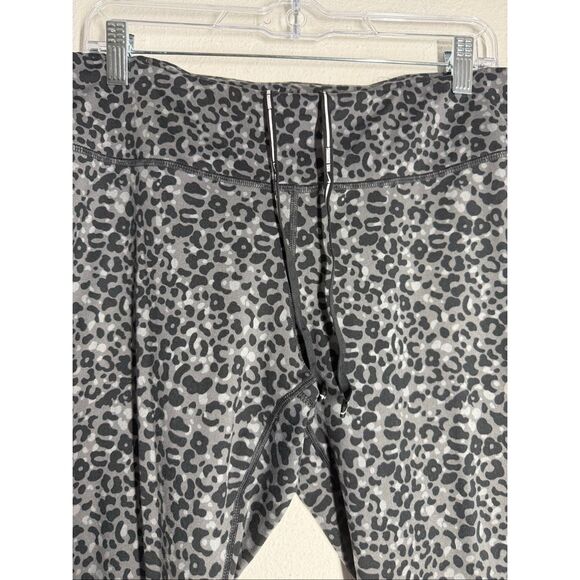 Nike Women’s Dri-FIT Leopard Print Yoga Athletic Leggings Drawstring Pocket SzXL - Picture 3 of 16
